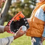 Baseball Catching Gloves - Image 3
